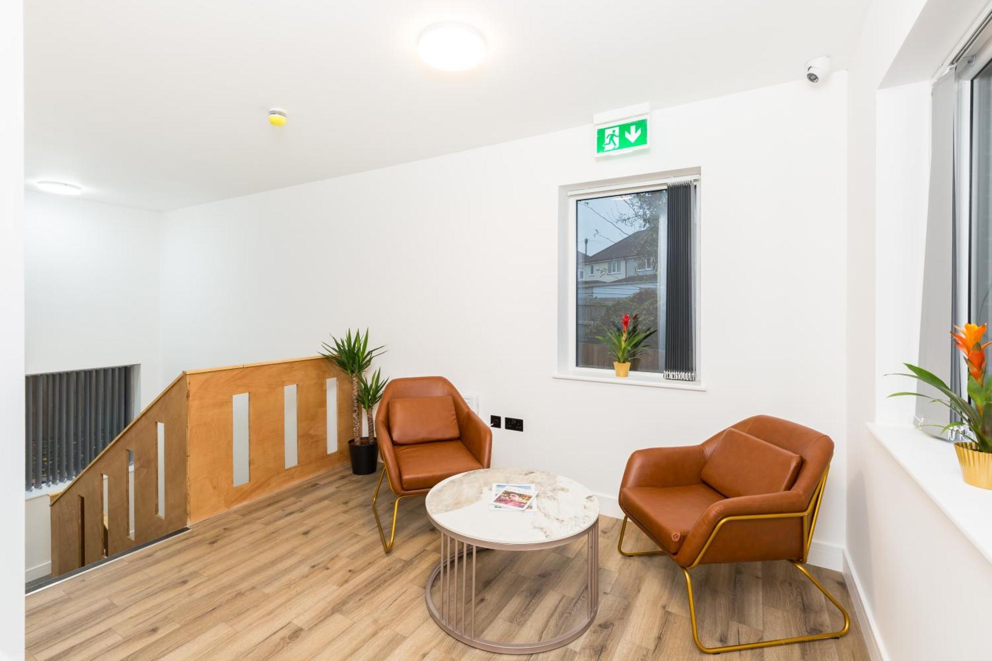 The Suites Inn Hotel Birmingham Merry Hill ブライアリー・ヒル エクステリア 写真